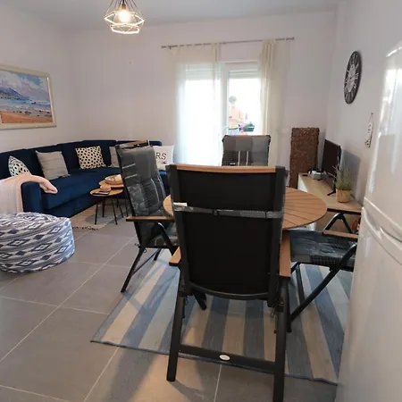 Apartament Costal Charm Golem (Tirana)