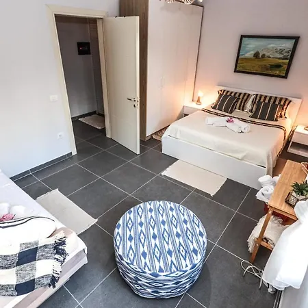 Apartament Costal Charm Golem (Tirana)