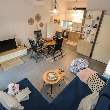 Costal Charm Apartament