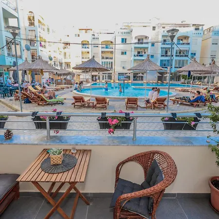 Apartament Costal Charm *