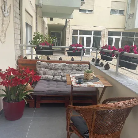 Costal Charm Daire Golem (Tirana)