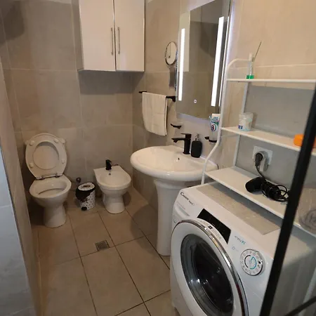 Costal Charm Daire Golem (Tirana)