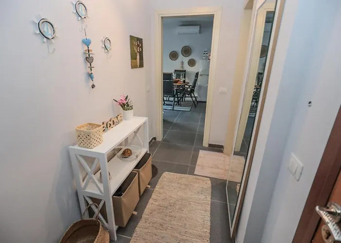 Costal Charm Appartamento Golem (Tirana)