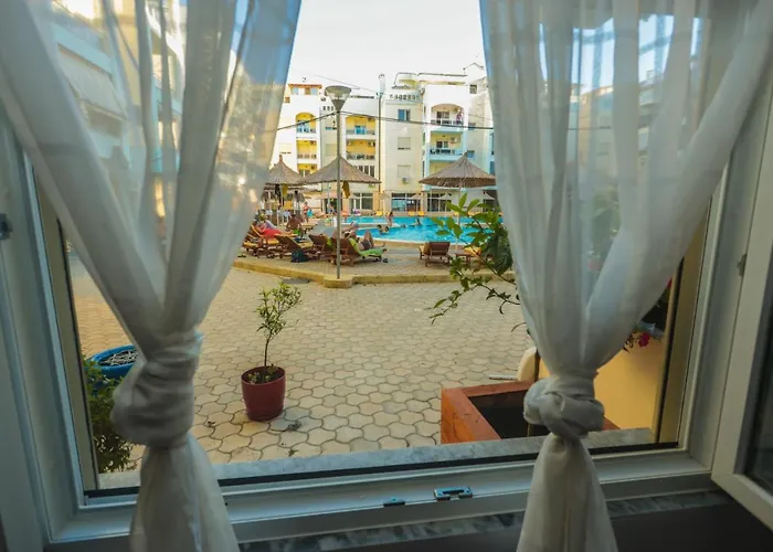 Apartment Costal Charm *